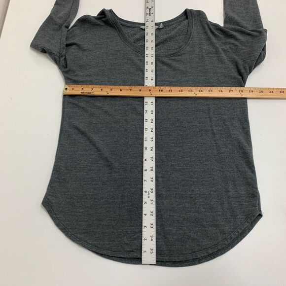 Athleta Studio Scoop Neck Sweater Womens XS Extra Small Oversized Thumbholes Top - Picture 7 of 13